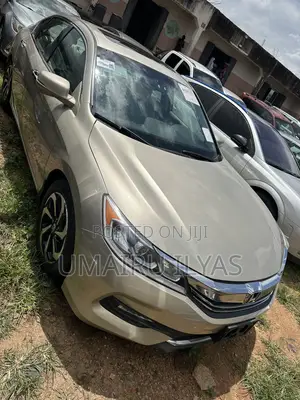 Honda Accord EX-L 4dr Sedan FWD (2.4L 4cyl 2A) 2016 Gold