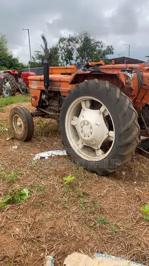 Fiat Tractor 640