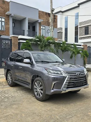 Lexus LX 570 AWD 2016 Gray
