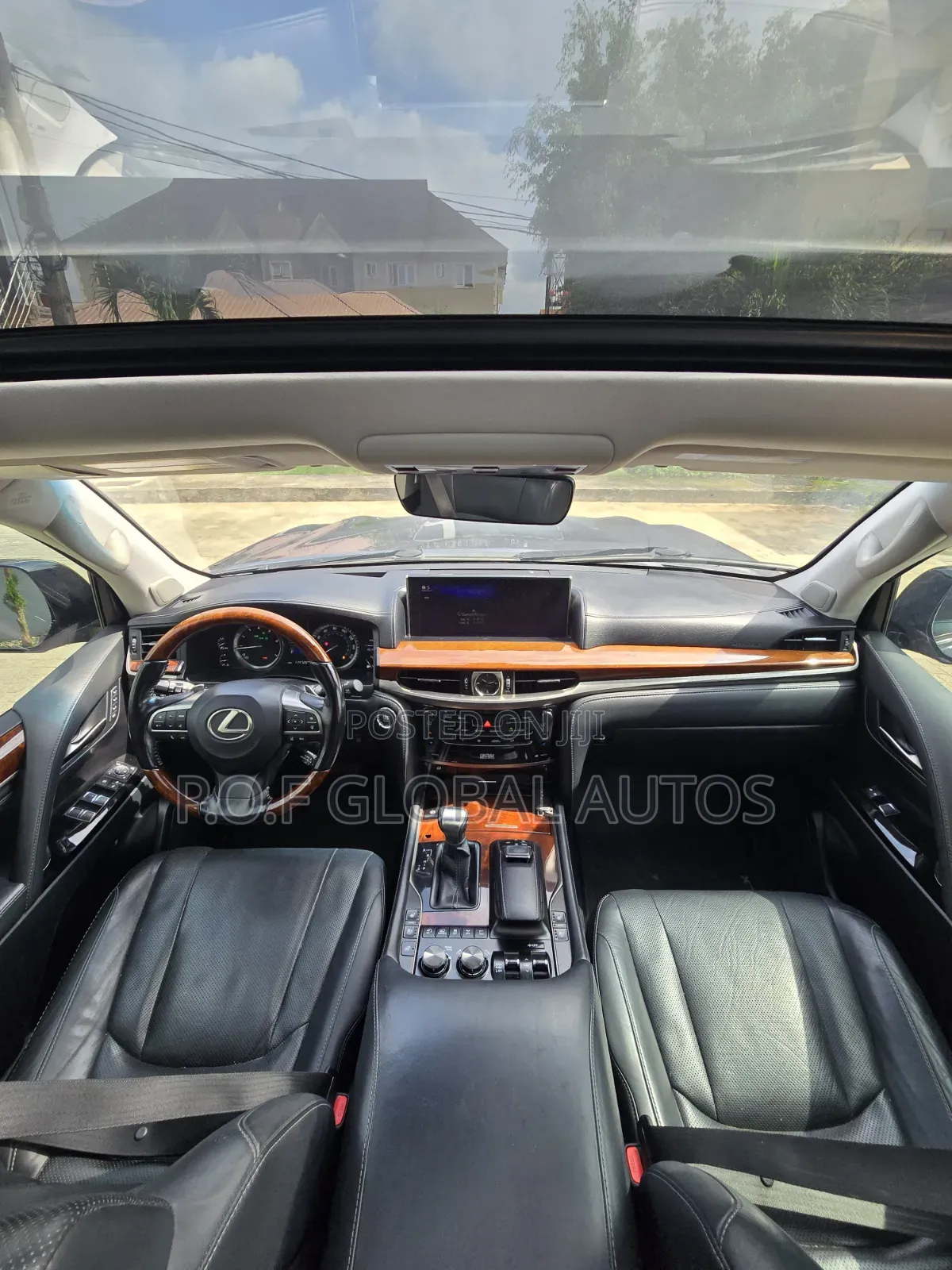 Lexus LX 570 AWD 2016 Gray