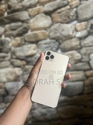 Apple iPhone 11 Pro Max 64 GB Gold