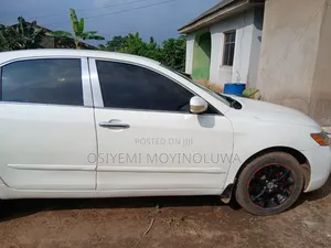 Toyota Camry 2007 White