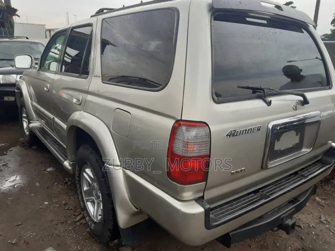 Toyota 4-Runner 2001 Silver