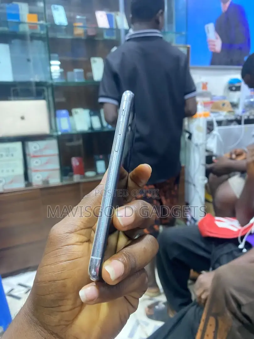 Apple iPhone 11 Pro 64 GB White