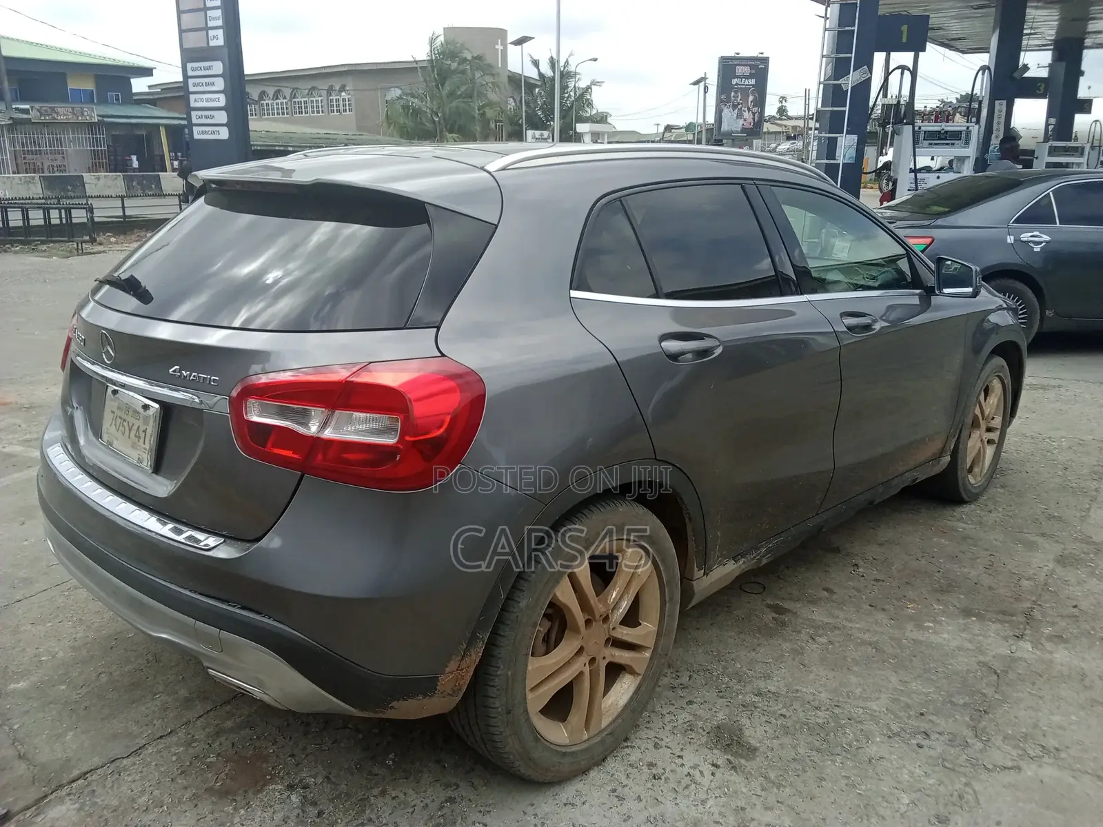 Mercedes-Benz GLA 250 2015 Gray