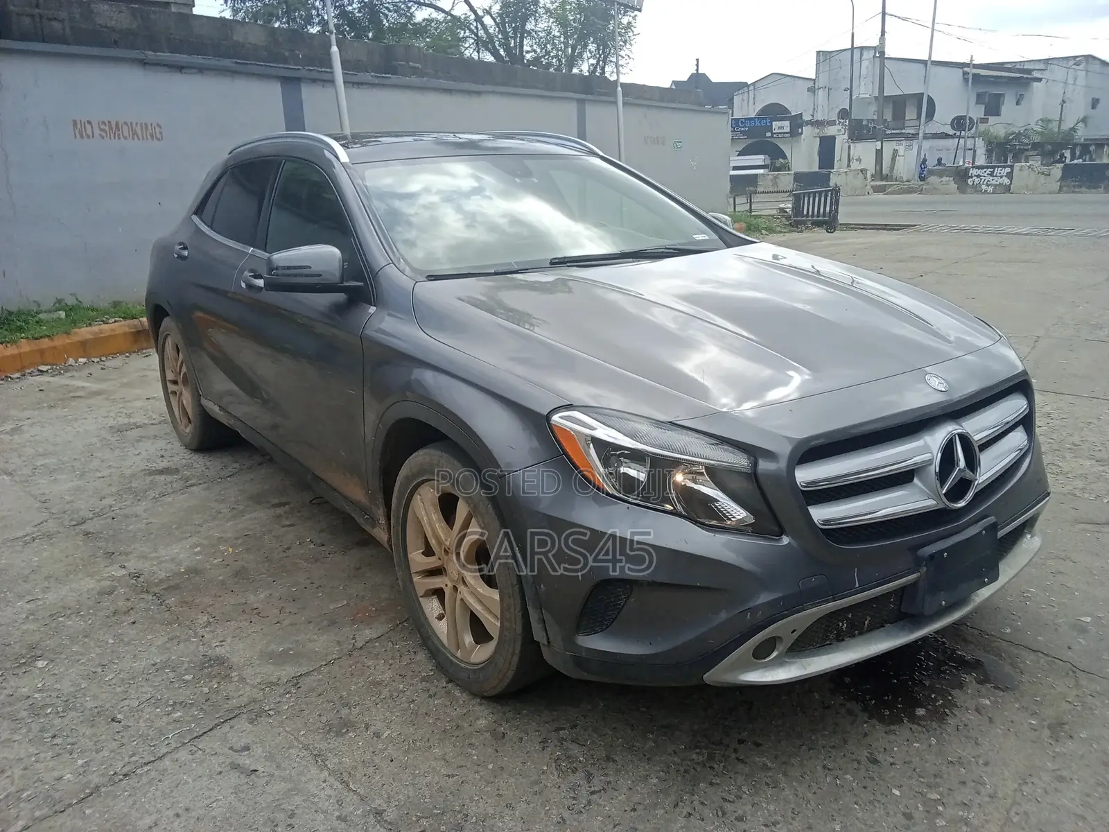 Mercedes-Benz GLA 250 2015 Gray