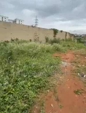 Nicely Placed Landed Property