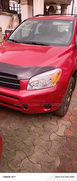Toyota RAV4 1.8 2007 Red