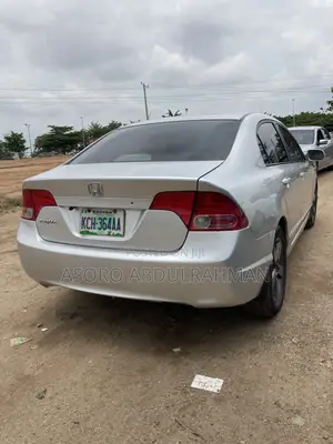 Honda Civic 2006 Silver