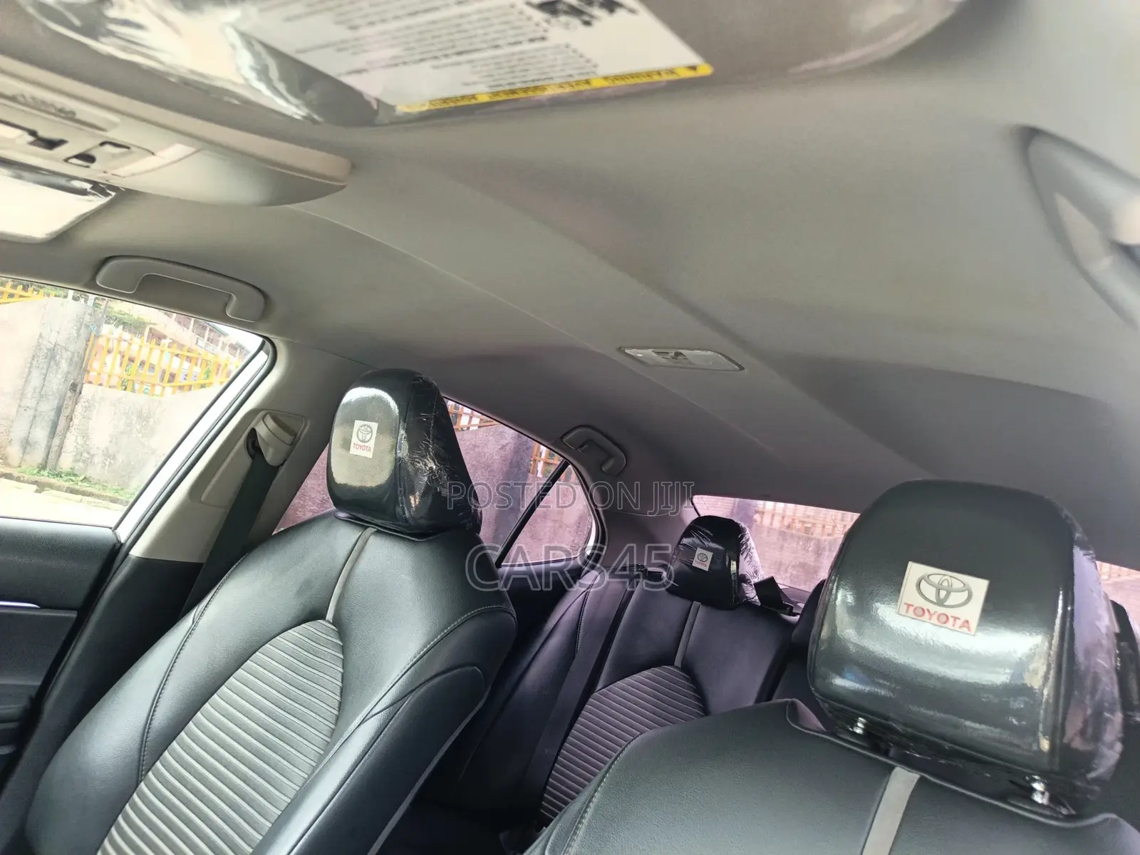 Toyota Camry 2019 White