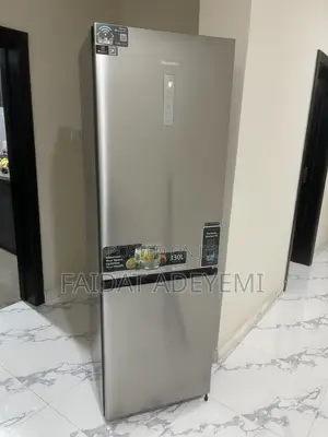 Hisense Bottom Freezer Refrigerator 330L (370WR) Model:REF370WR
