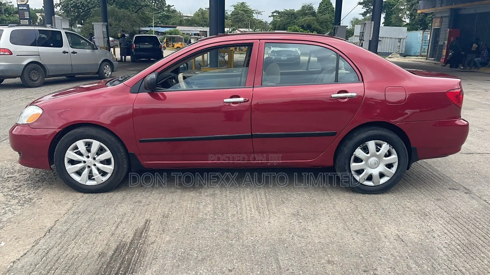 Toyota Corolla LE 2004 Red