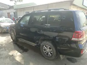 Toyota Land Cruiser 2008 Black