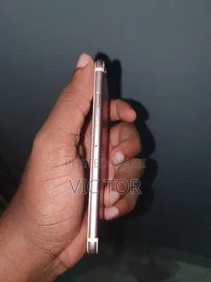 Apple iPhone 6s 64 GB Gray