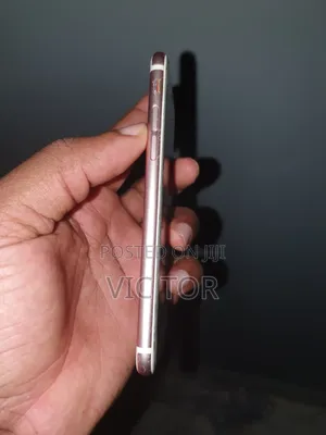 Apple iPhone 6s 64 GB Gray