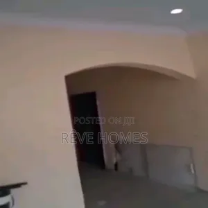 3bdrm Block of Flats in Medina for rent