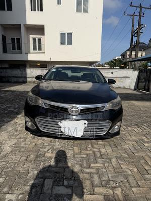 Toyota Avalon Limited Sedan FWD (3.5L 6cyl 6A) 2013 Black