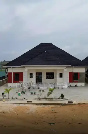 Furnished 4bdrm Bungalow in Trusthworth Home, Elerangbe for sale