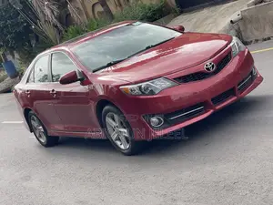 Toyota Camry 2014 Red