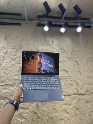 Laptop Lenovo V14 G4 IRU 8GB AMD Ryzen 3 HDD+SSD 256GB