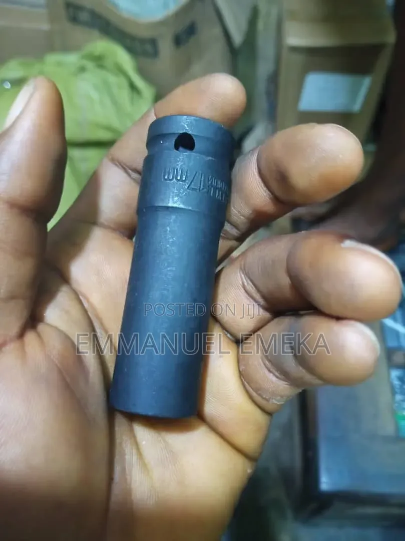 17mm Deep Impact Socket,