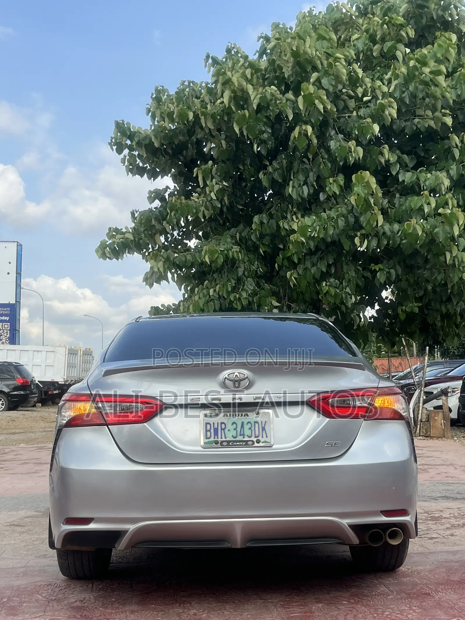 Toyota Camry 2017 Silver