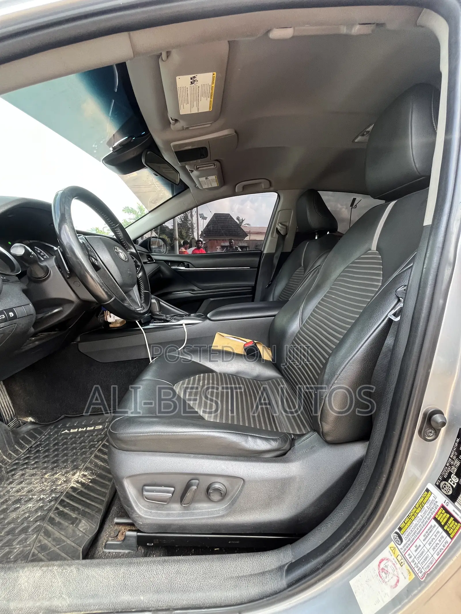 Toyota Camry 2017 Silver