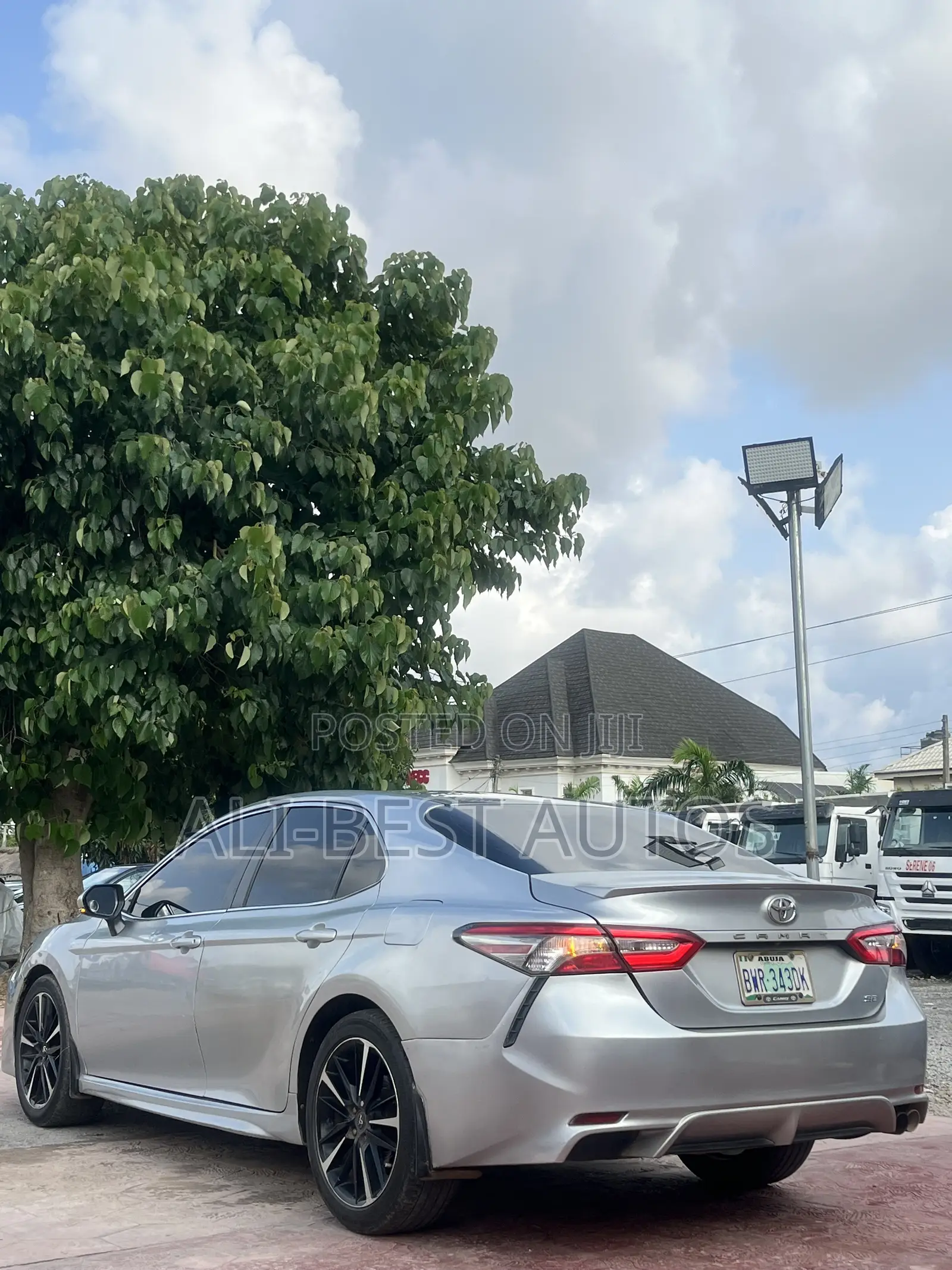 Toyota Camry 2017 Silver