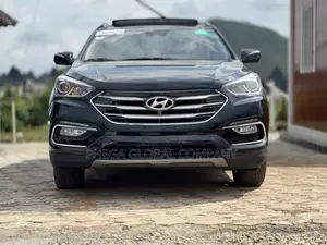 Hyundai Santa Fe SE Ultimate AWD 2017 Black