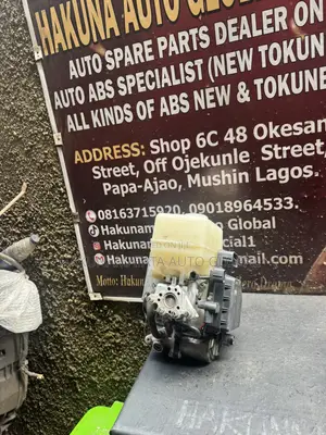 Toyota Land Cruiser 2010–2015Toyota Genuine ABS Module Pump