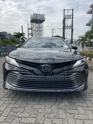 Toyota Camry XLE (2.5L 4cyl 8A) 2019 Black