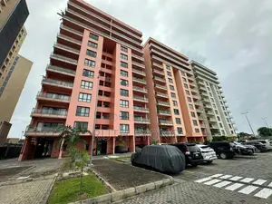 4bdrm Apartment in Oceans Parade, for rent