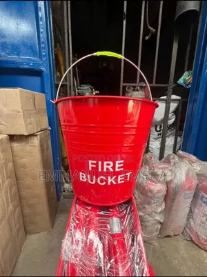 Safety Red Metal Fire Bucket