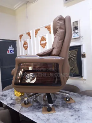 Luxury Electric Massage Chair With Voice Command.