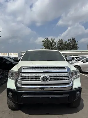 Toyota Tundra 2014 White