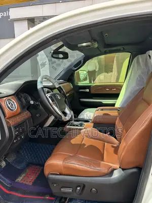 Toyota Tundra 2014 White