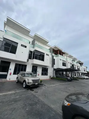 4bdrm Duplex in Chizzy Villa, Adeniyi Jones for rent