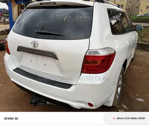 Toyota Highlander 2011 White