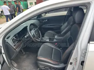 Kia K4 GT-Line Turbo FWD 2025 White