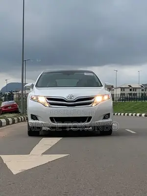 Toyota Venza LE AWD 2013 White