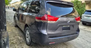 Toyota Sienna LE 8 Passenger 2012 Gray