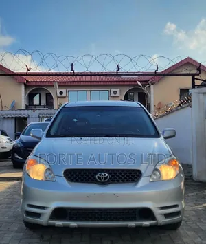 Toyota Matrix XR Hatchback AWD (1.8L 4cyl 4A) 2005 Silver