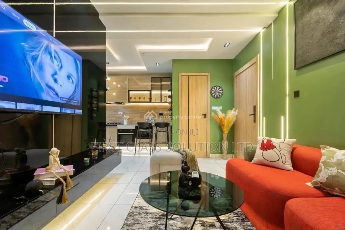 Alexa One Bedroom Apartment With PS5 and Ceiling Mirror