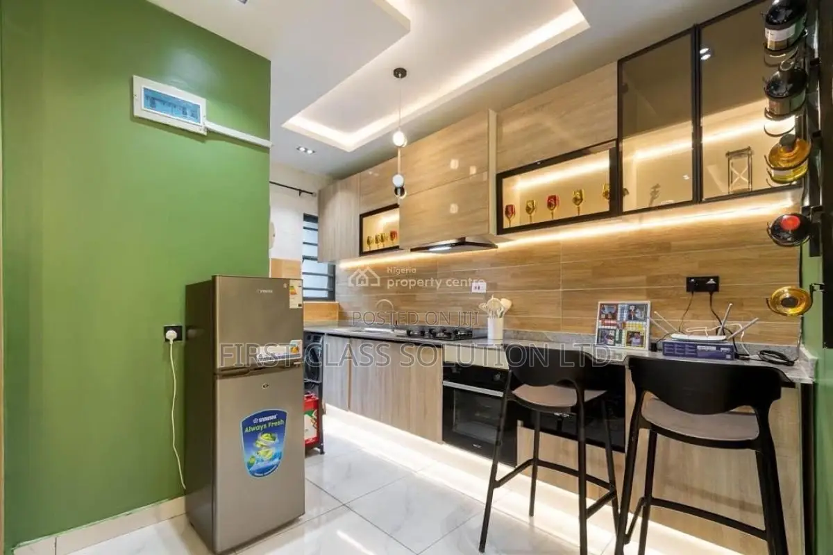 Alexa One Bedroom Apartment With PS5 and Ceiling Mirror