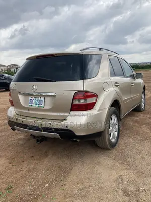 Mercedes-Benz M Class 2006 Gold