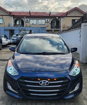 Hyundai Elantra Limited 4dr Sedan (1.8L 4cyl 6A) 2014 Blue