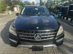 Mercedes-Benz M Class 2012 Black