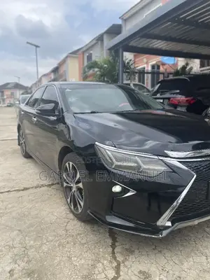 Toyota Camry SE V6 4dr Sedan (3.5L 6cyl 6A) 2013 Black