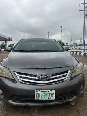 Toyota Corolla 2008 Gray