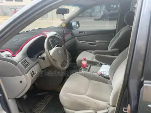 Toyota Sienna 2006 Gray